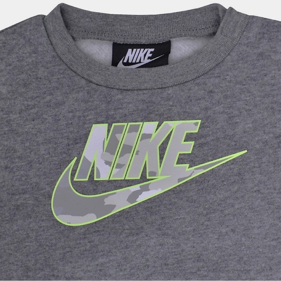NWT Nike Kids Camo Sweatshirt 18 months - Picture 4 of 10